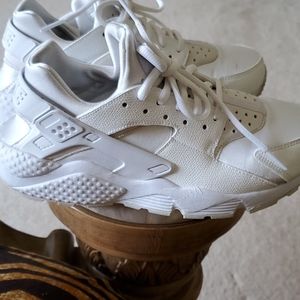 Women's Air Huarache Run